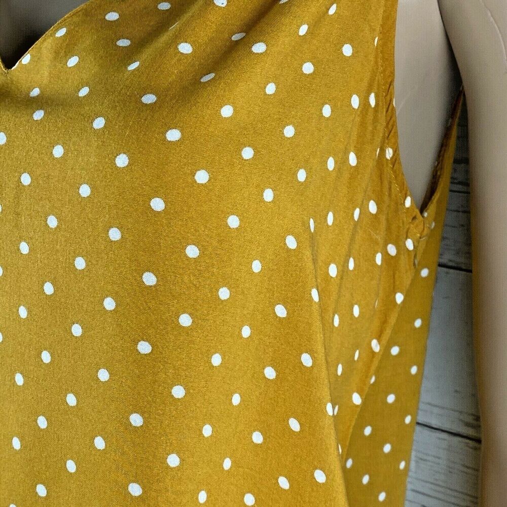 Old Navy Polka Dot Tank Top - Picture 6 of 12